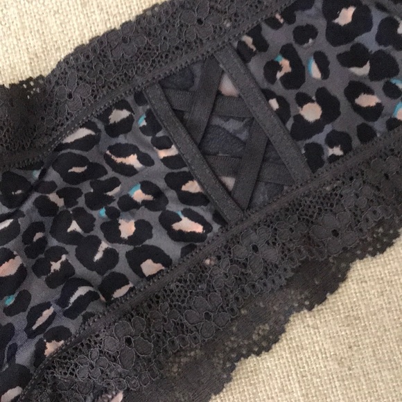 Victory Secret Leopard Print Slip with Panties - Picture 10 of 11